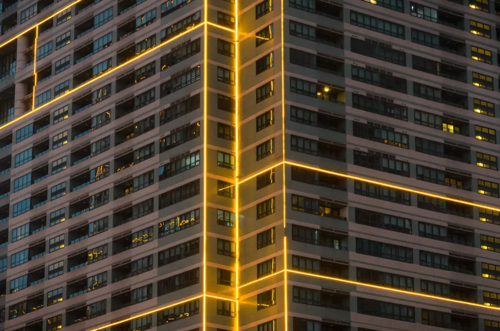 智能照明控制模块与场景面板联动方案在办公建筑中的应用解析正文配图 2