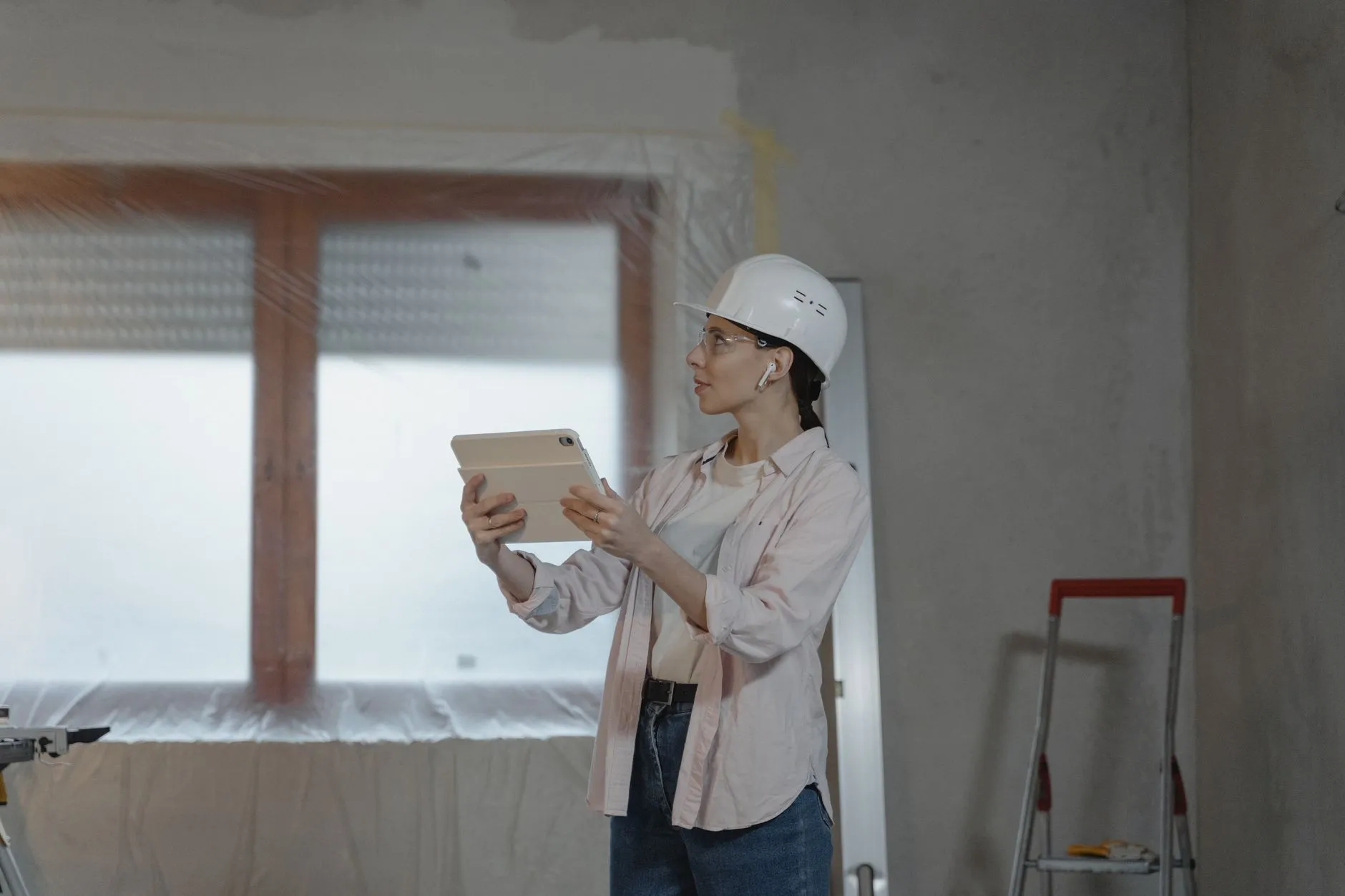智能照明控制模块技术解析:商业建筑照明系统节能改造的关键路径正文配图 1